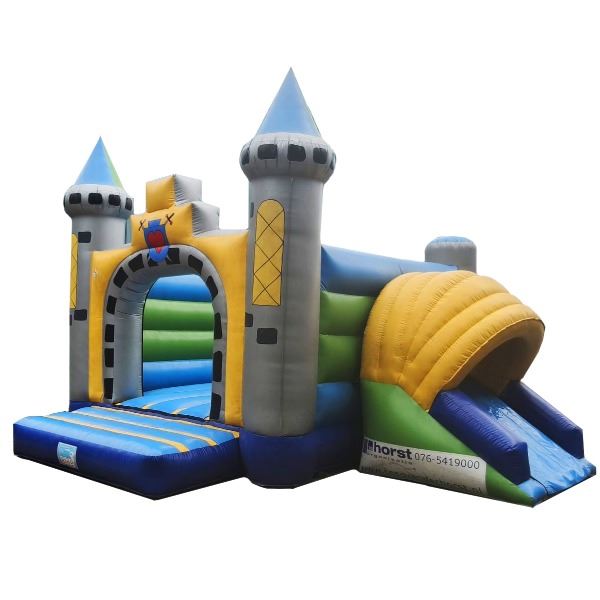 Luchtkussen kasteel met glijbaan 5.15 x 5.95 mtr. Luchtkussen kasteel met glijbaan 5.15 x 5.95 mtr.